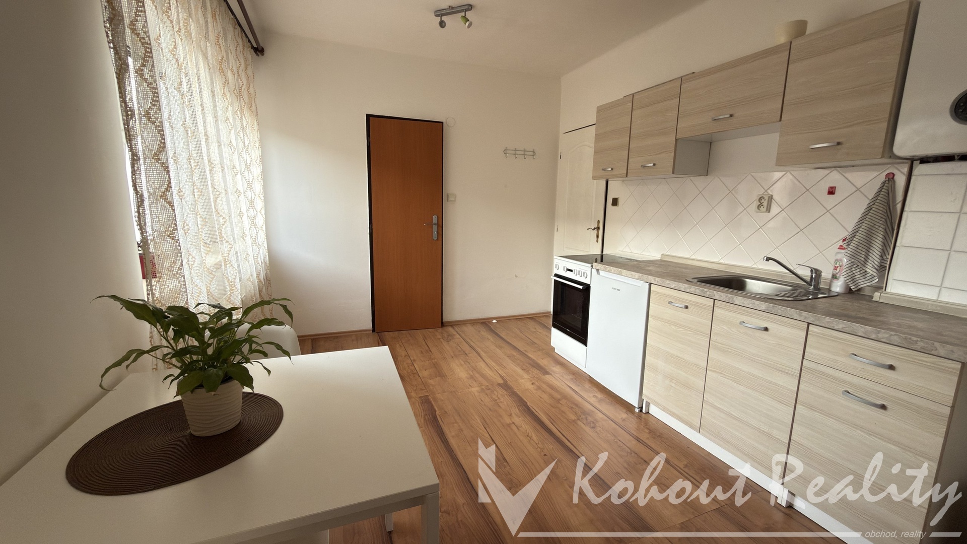 Pronájem bytu 1+1 40 m2 v ulici Za vodárnou