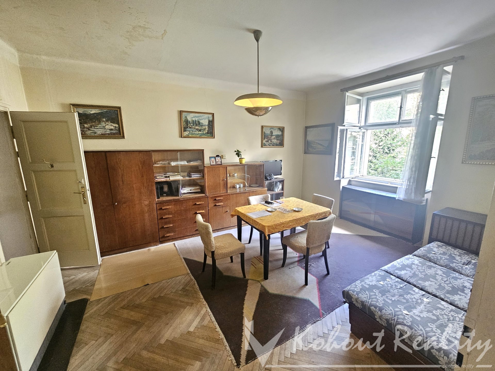 Prodej cihlového bytu 2+kk, 48 m2, Praha 3 - Vinohrady, ulice Písecká