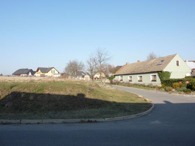 Exklusivní stavební pozemek 898m2,P9,Šestajovice